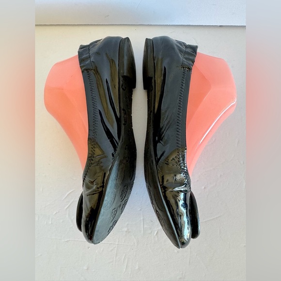 TORY BURCH Black Logo Flats - Picture 4 of 7